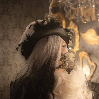 Na-3

「神様から妖怪まで、
スナイパーから魔女まで、
洋の東西を問わず、
ジャンルを問わず、
コスプレをして
遊んでいます✨
自己紹介は『河童をやっている者です』です
( ゜Θ゜)／」