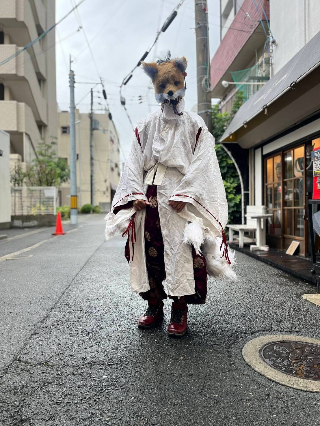 九闇商店の九闇【くおん】